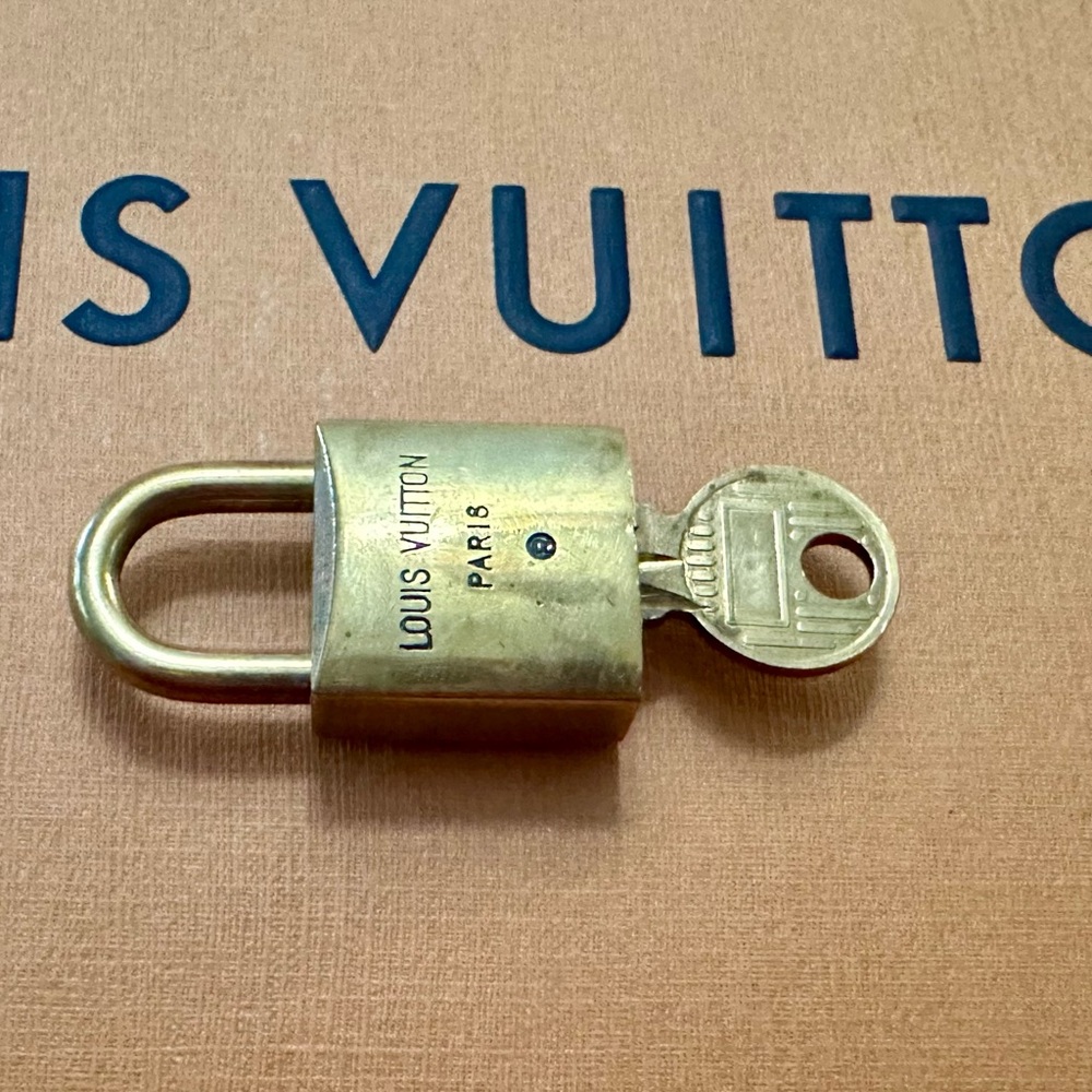 Louis Vuitton Vintage Brass Gold Lock & Key #202 - Picture 3 of 8